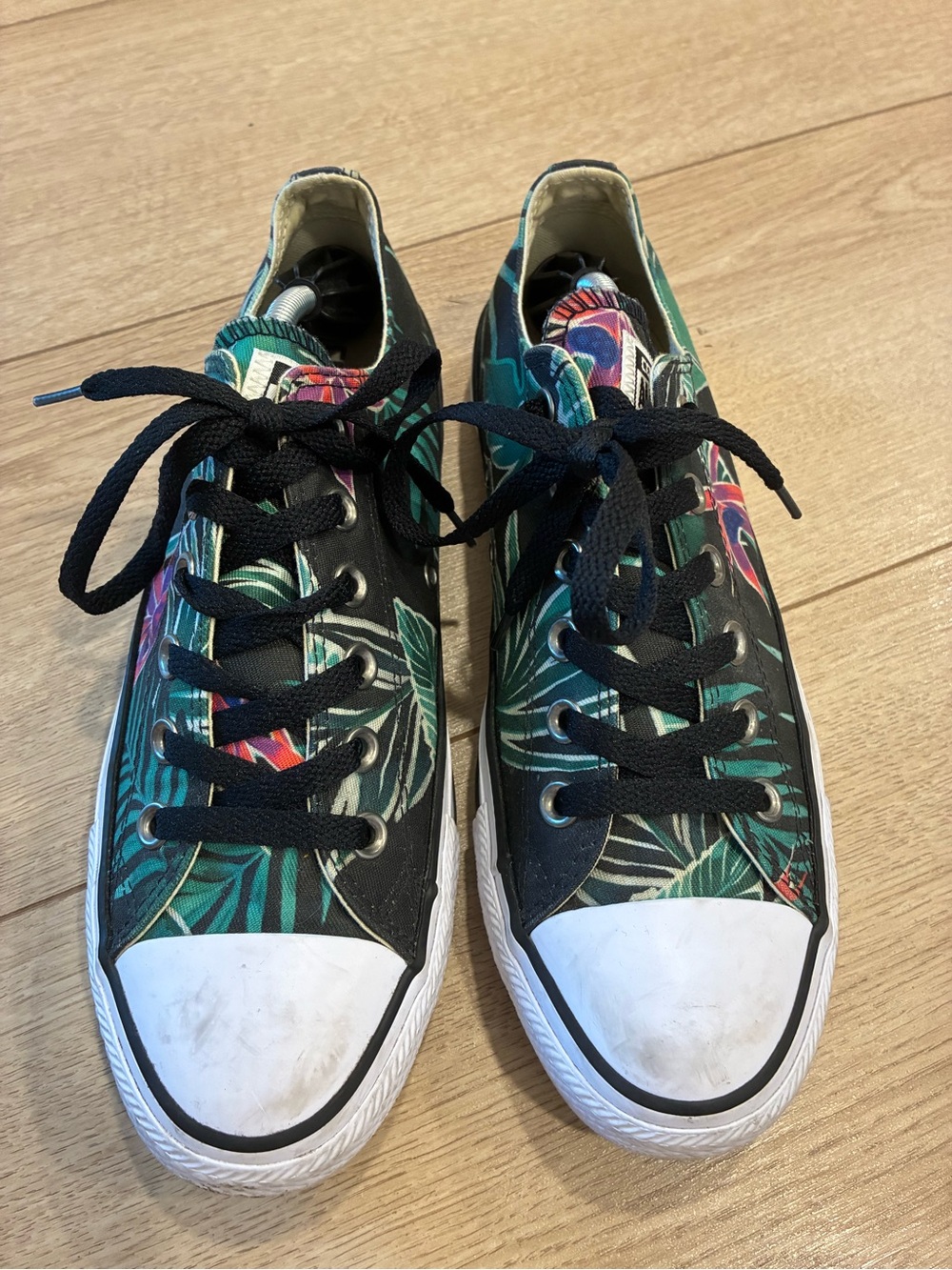 Converse Black Low Top Jungle Safari Leaf Print Sneaker Size Men’s 7/Women’s 9 - Picture 4 of 9